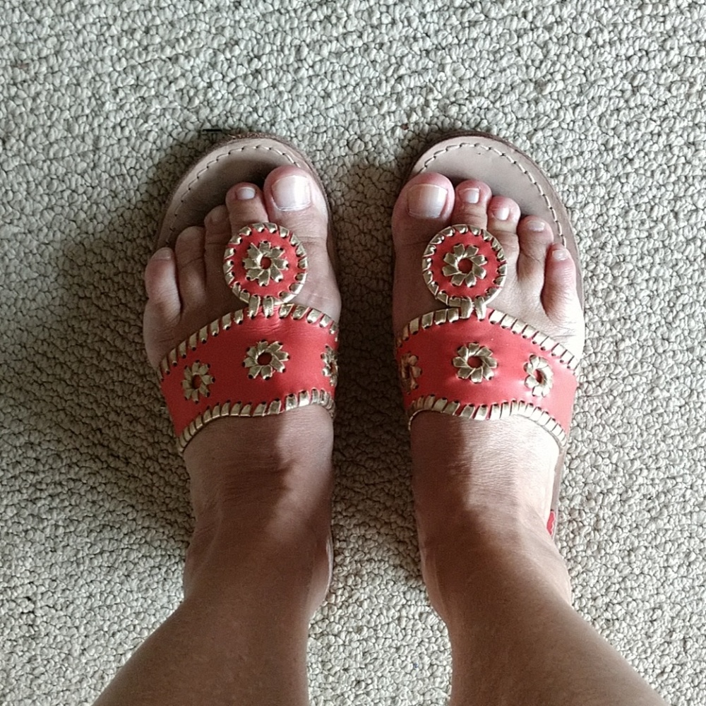 Jack Rogers sz 7.5 sandals coral, gold